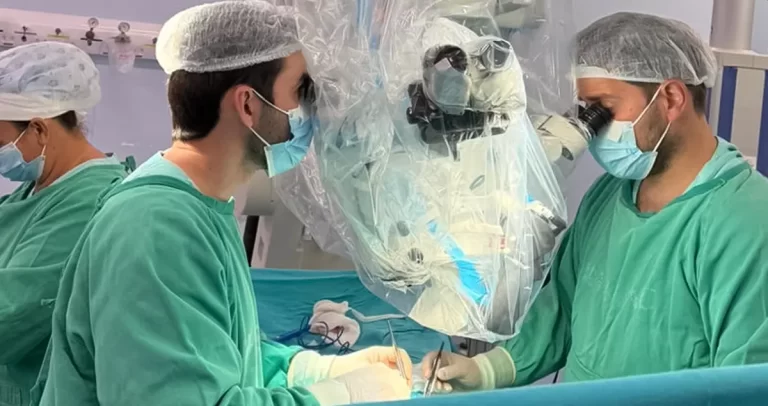 Dr. Artur Bianco e Dr. Saulo Morais - Reversão de vasectomia com microscopia cirúrgica